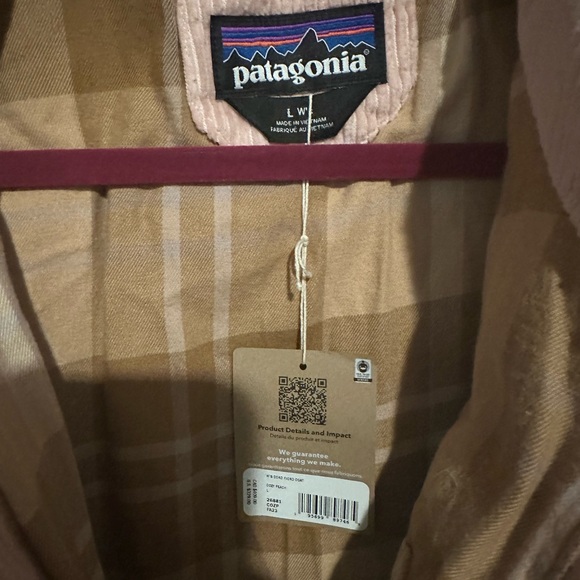 Patagonia Soft Pink Corduroy Jacket - Picture 2 of 4